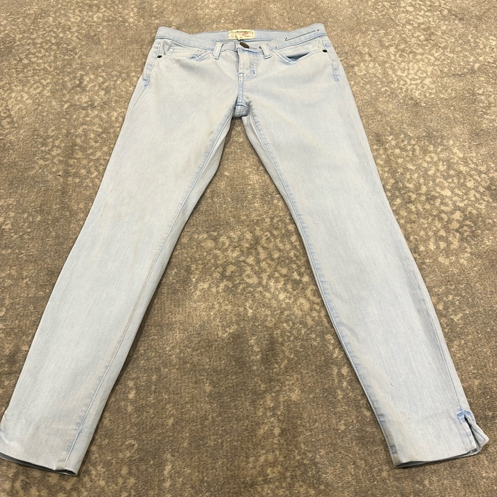 Current Elliott, the side slit stiletto light blue jean size 25